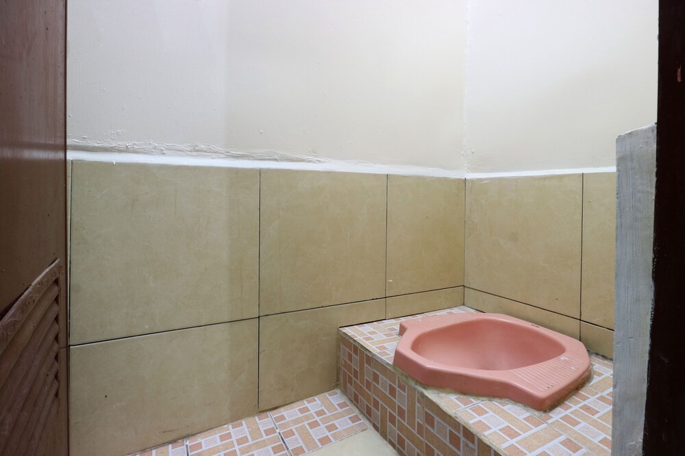 OYO 2256 Danysa Guesthouse Syariah