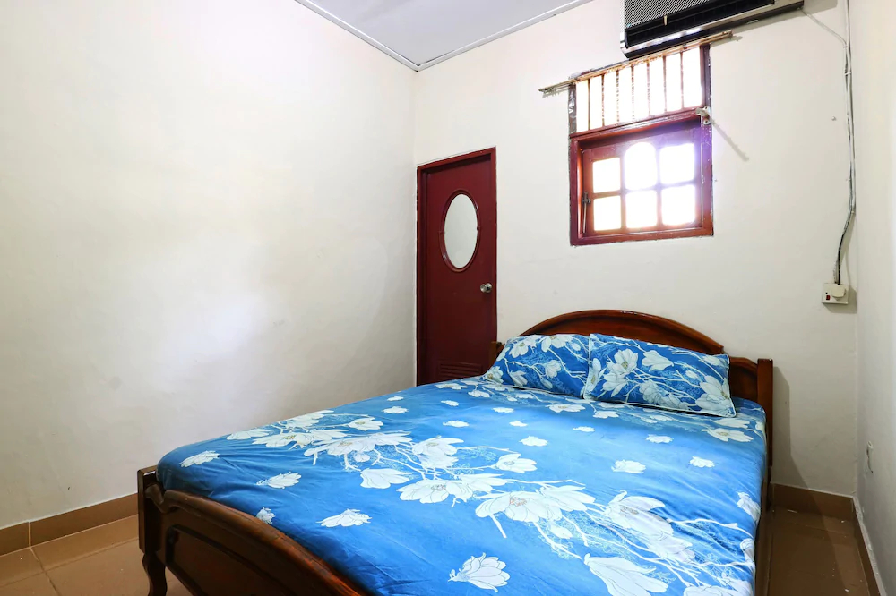 OYO 2256 Danysa Guesthouse Syariah