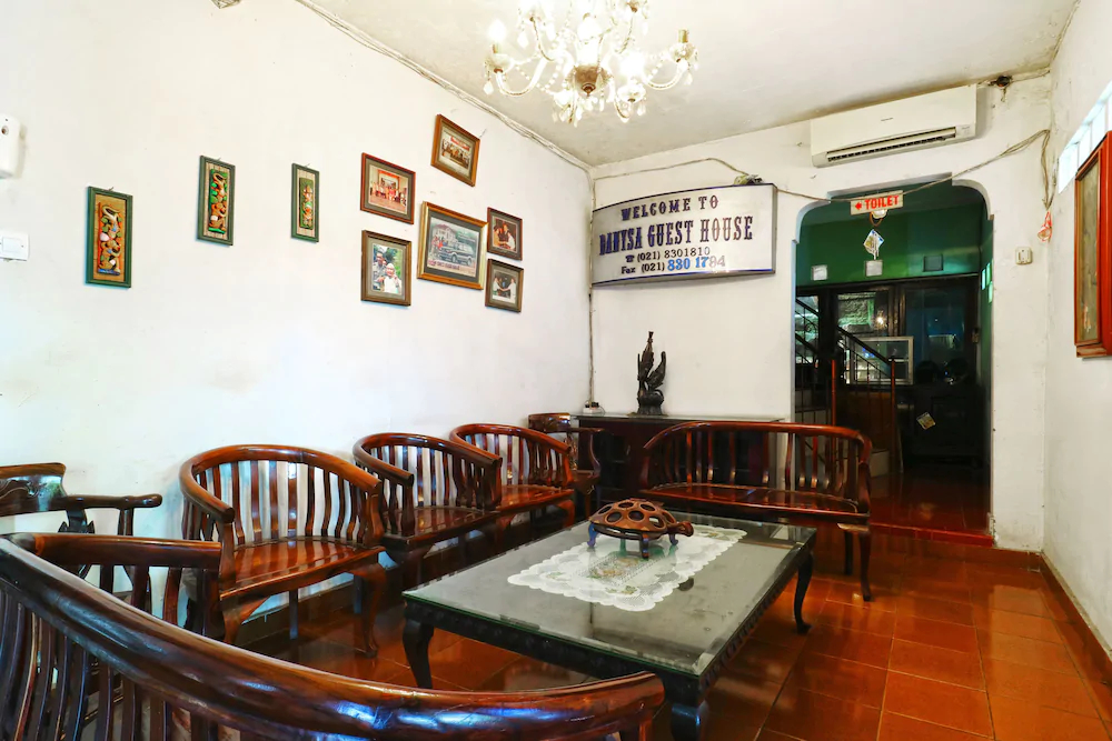 OYO 2256 Danysa Guesthouse Syariah