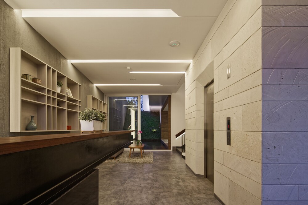 Daun Residence