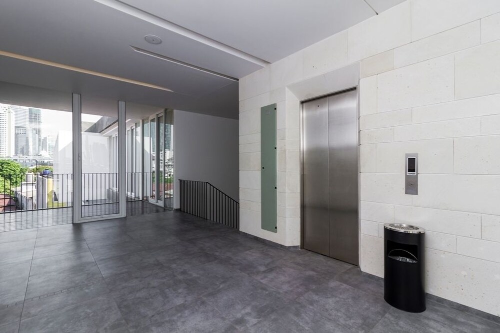 Daun Residence
