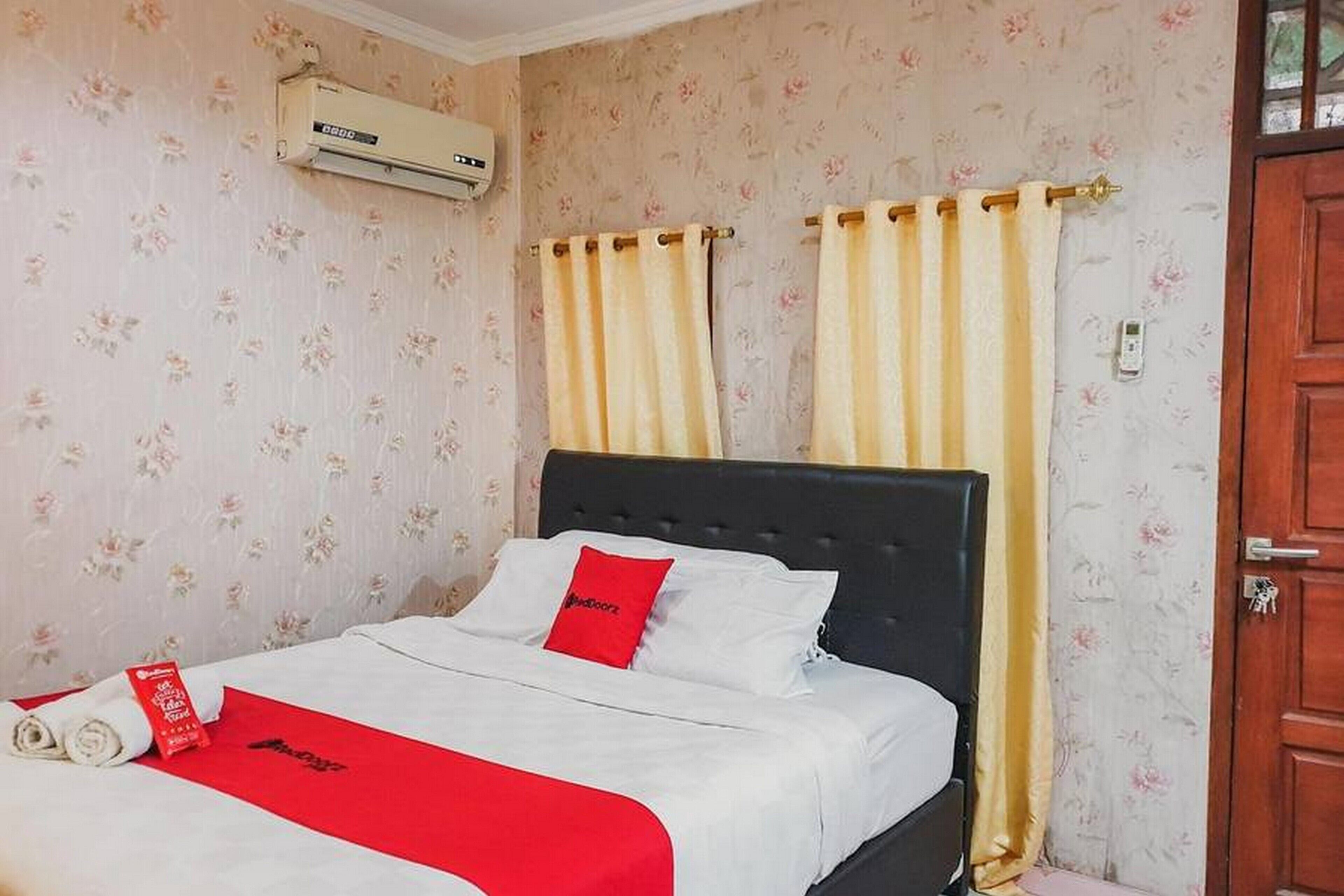 d'Blessing Kost & Family Homestay by RedDoorz