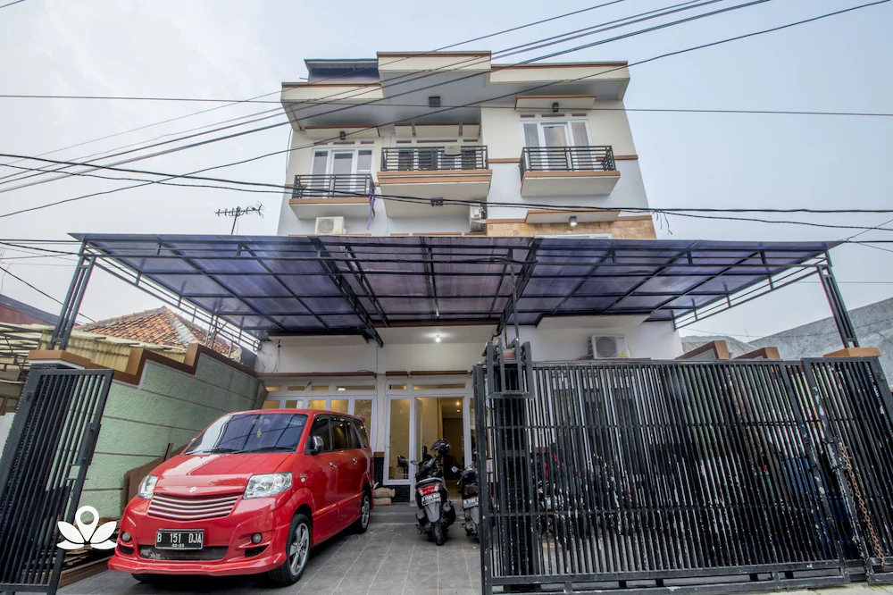 De 80's Matraman by ZEN Rooms