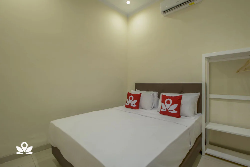 De 80's Matraman by ZEN Rooms