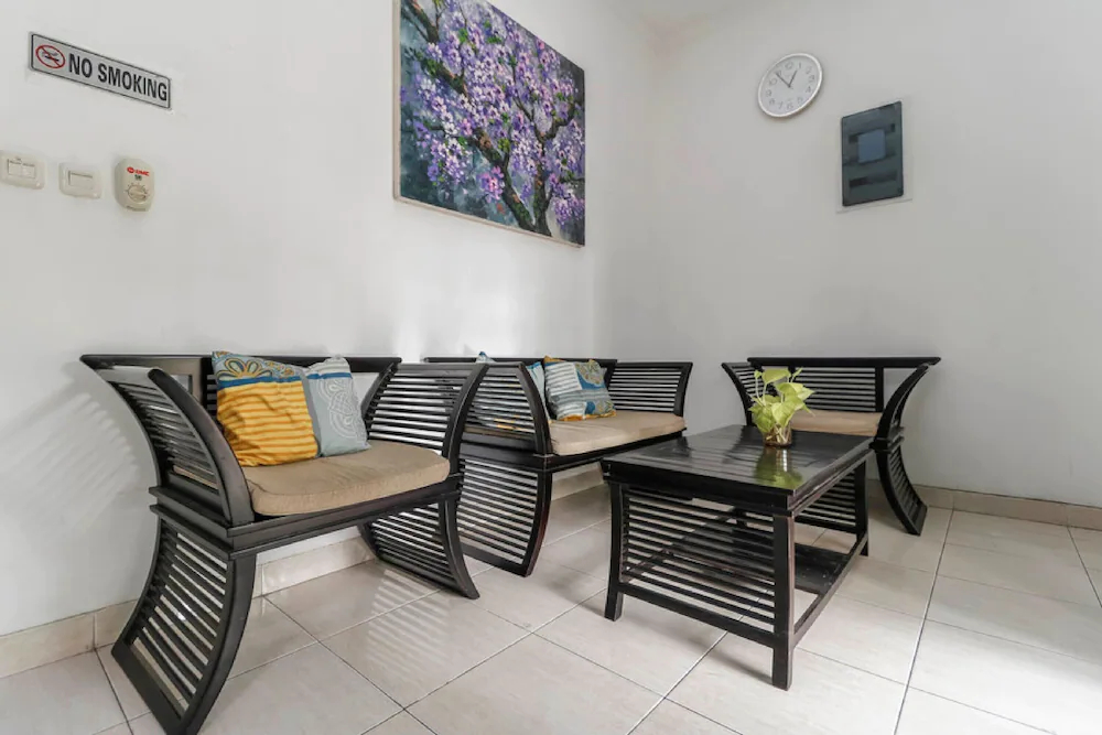 De Kost Grogol by RedDoorz