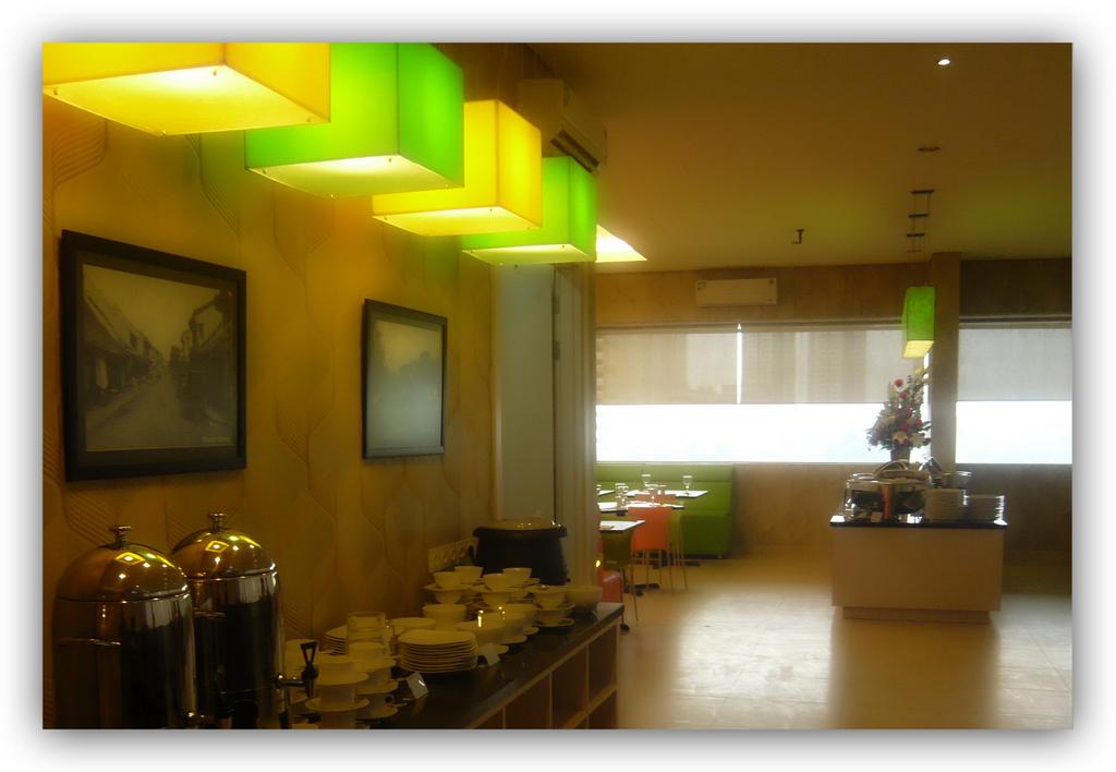 Hotel Dragon Inn Kemayoran