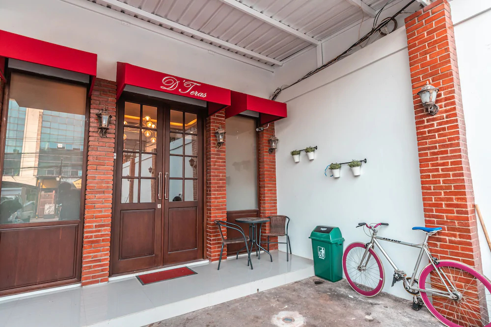 D' Teras by OYO Rooms