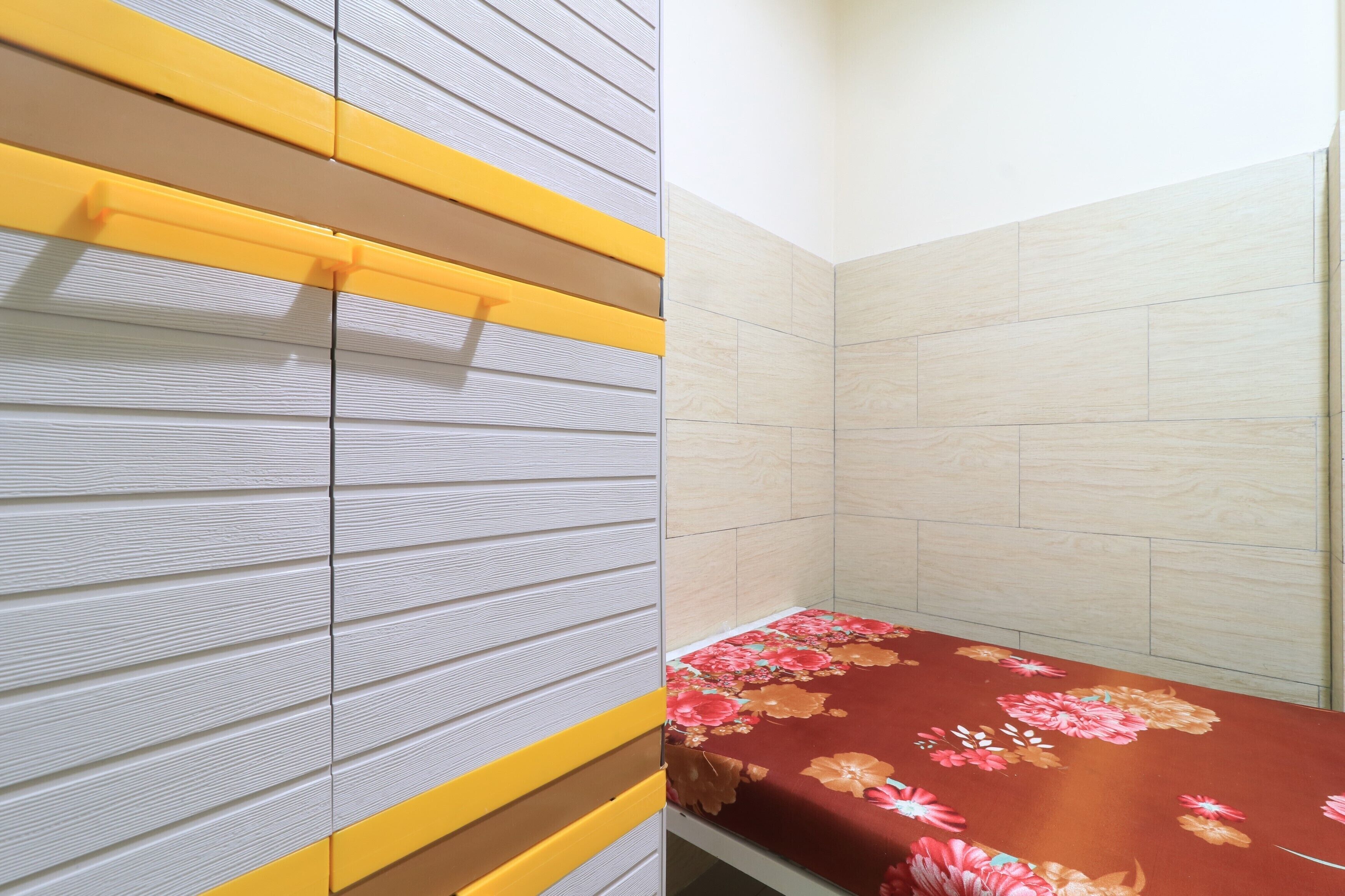 Eiffel Residence Batu Tulis 37