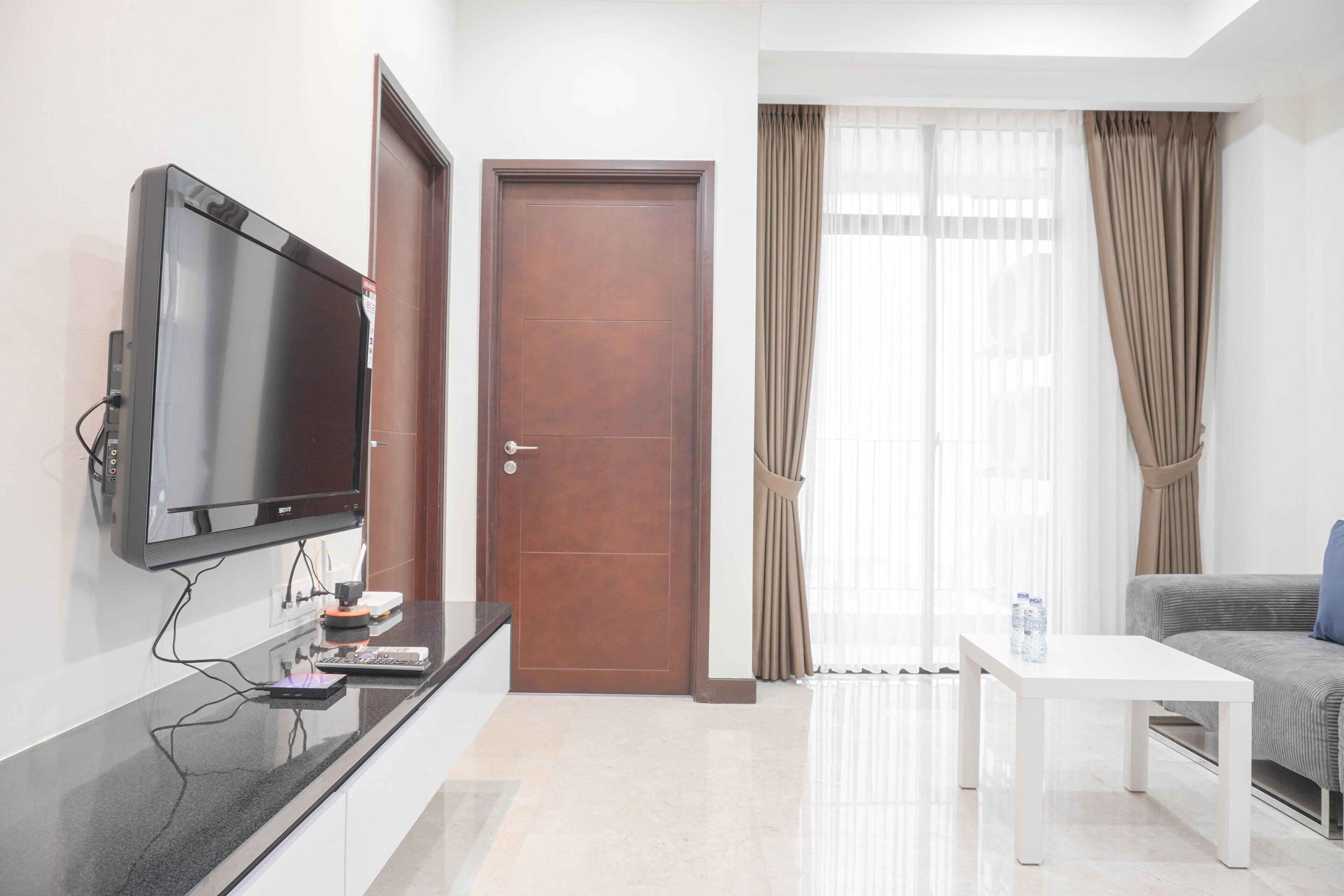Elegant And Comfy 2Br At Permata Hijau Suites Apartment