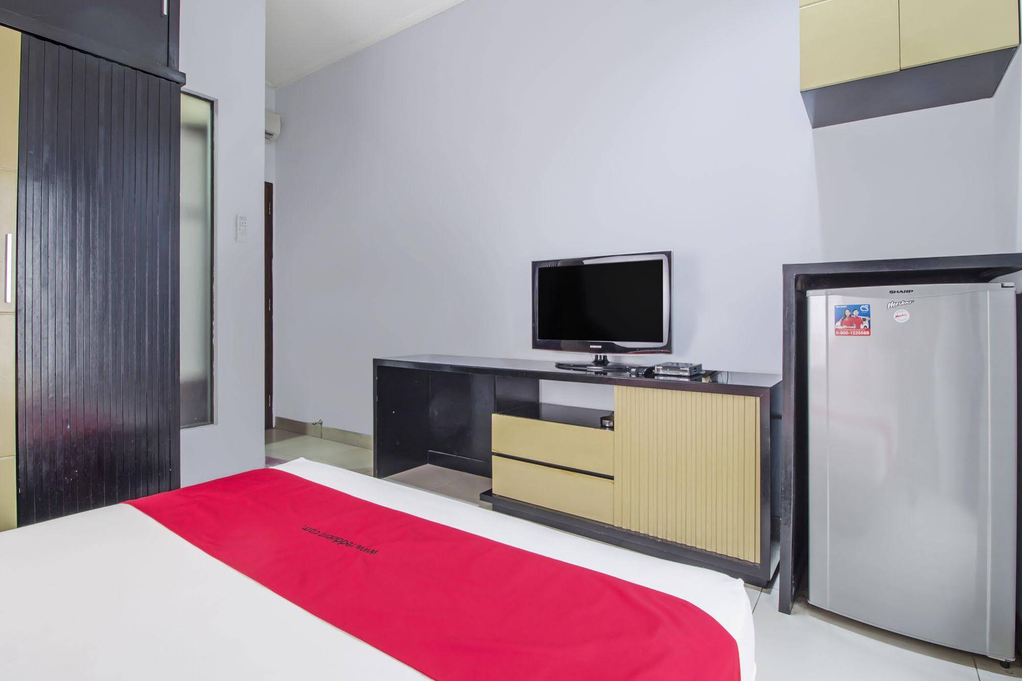 Esplendour Residence by RedDoorz