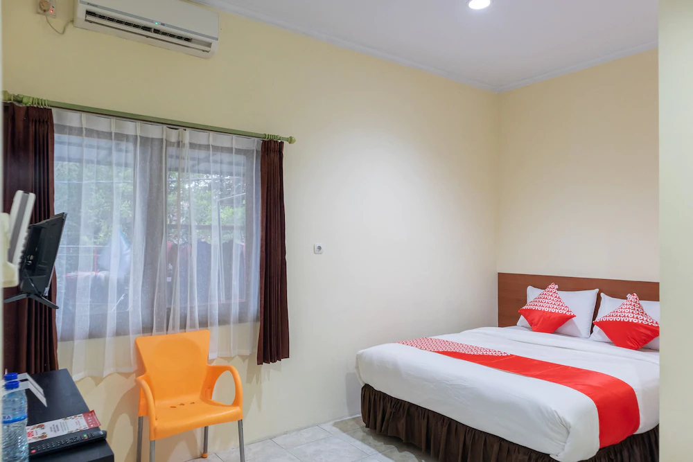 Exclusive 48 Syariah by OYO Rooms