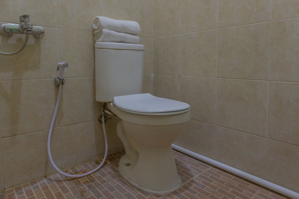 Exclusive 48 Syariah by OYO Rooms