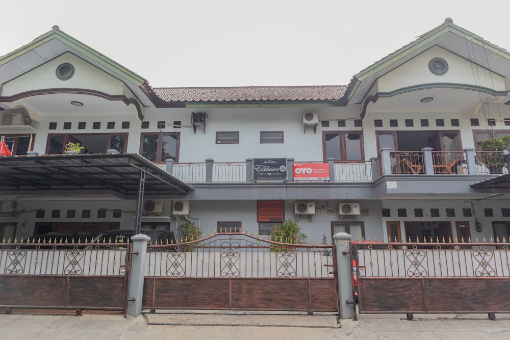 Exclusive 48 Syariah by OYO Rooms