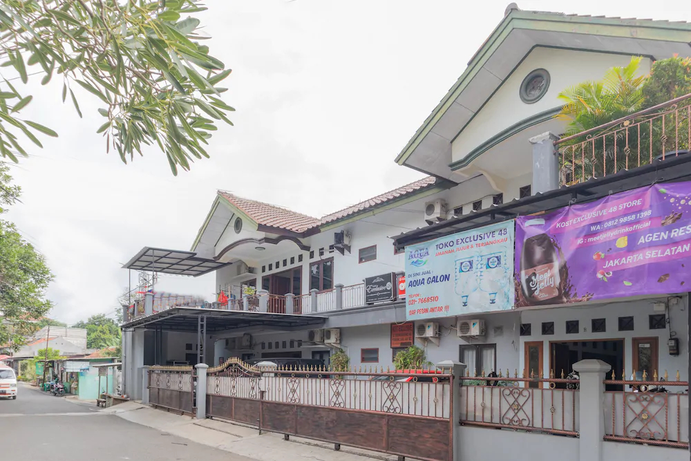 Exclusive 48 Syariah by OYO Rooms