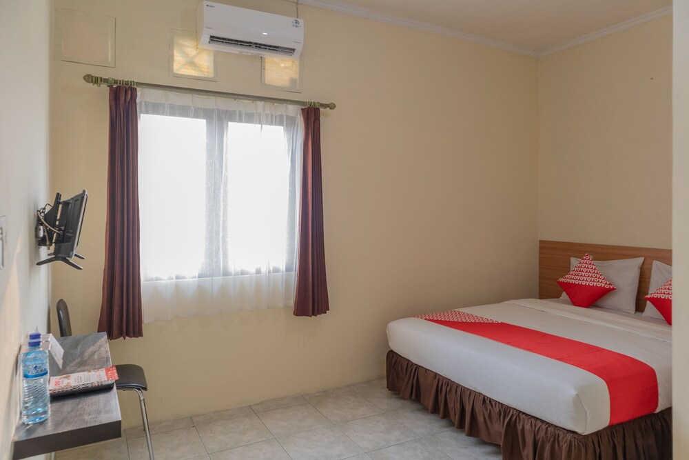 Exclusive 48 Syariah by OYO Rooms