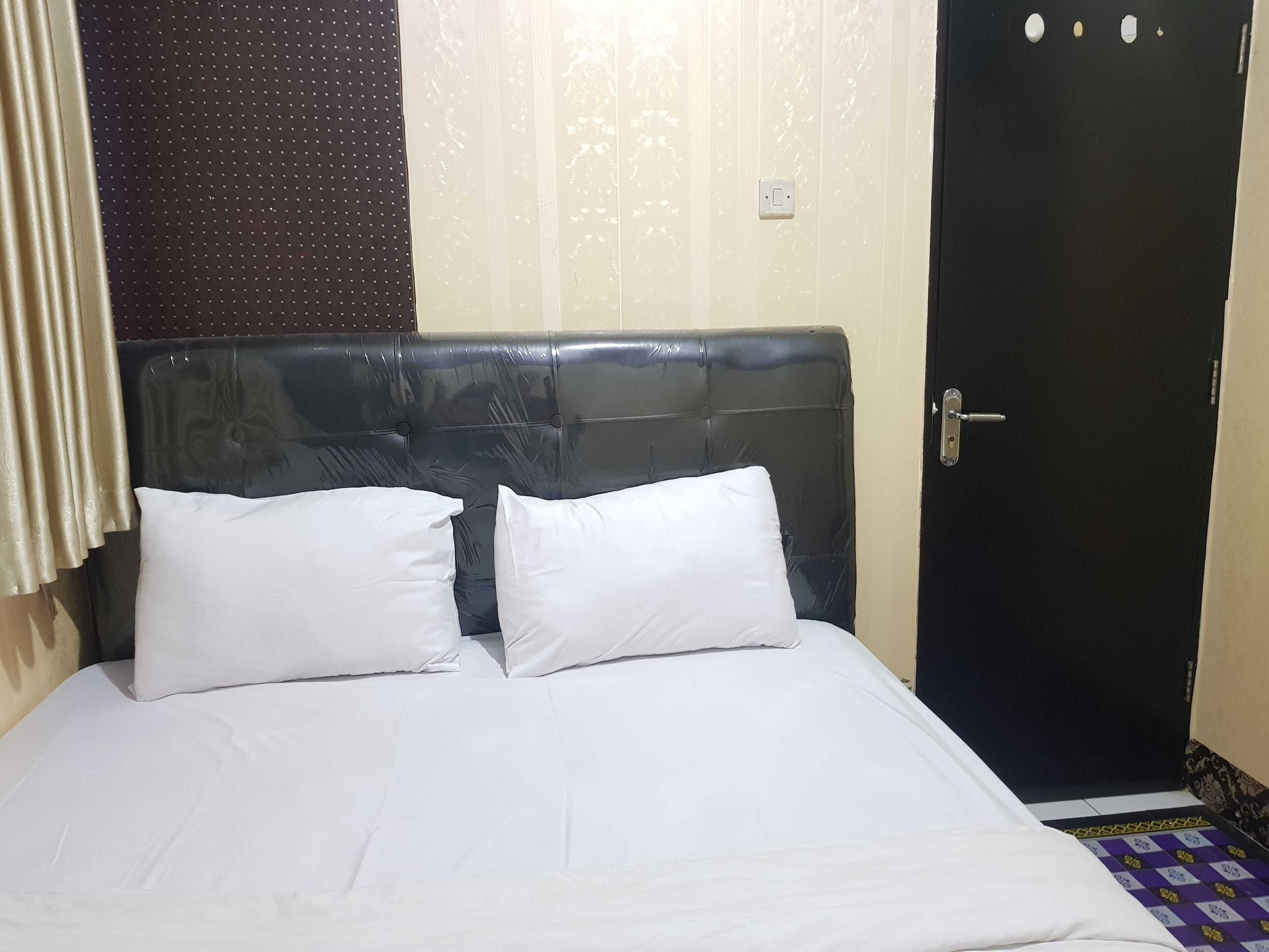 EXPRESS O 91656 Oyo Sentra Group