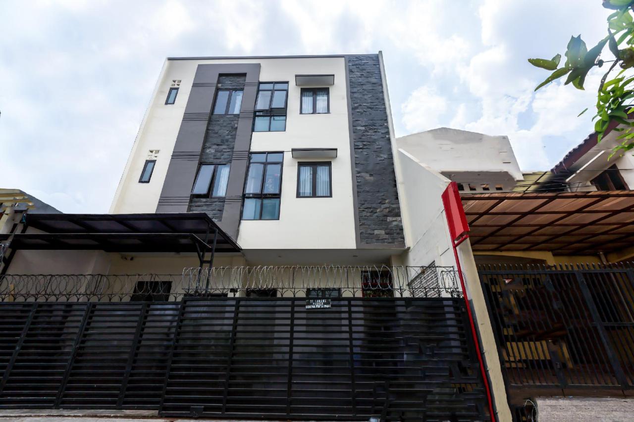 Feby Inn by OYO Rooms