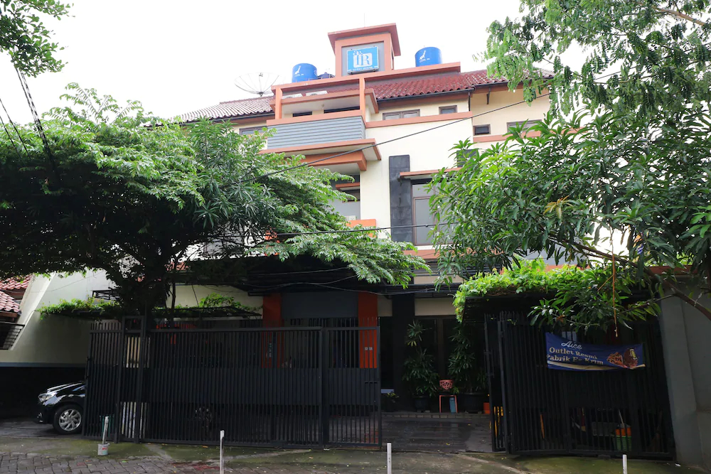 Fontana Residencia Guest House Tebet 3