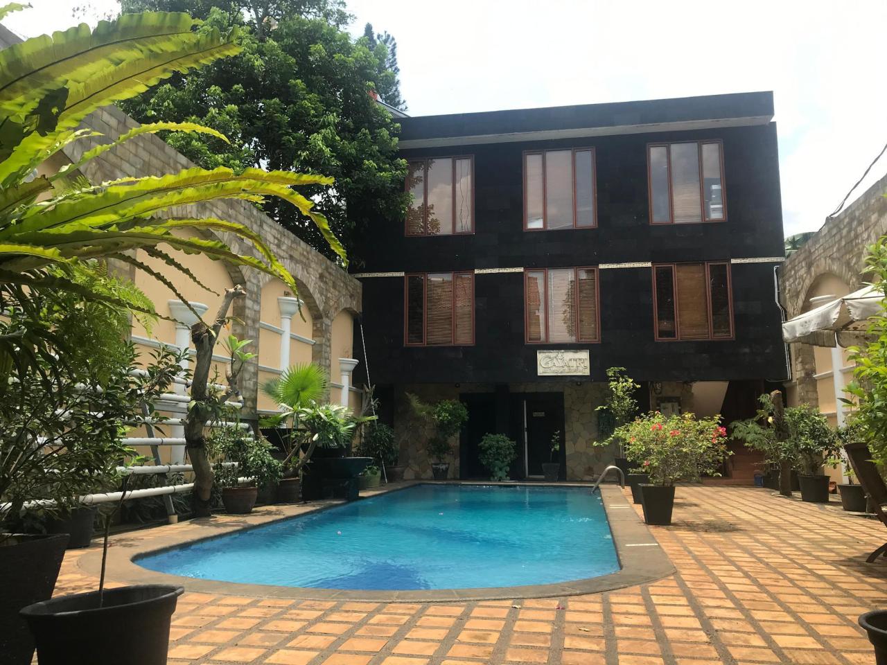 Gayatri Residence by OYO Rooms