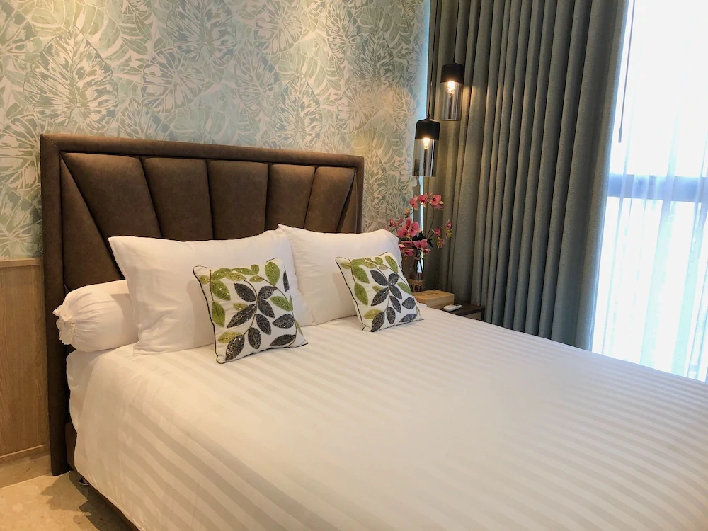 Gold Coast Pik Bahama Sea View Apartments