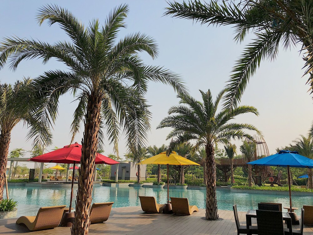 Gold Coast Pik Bahama Sea View Apartments