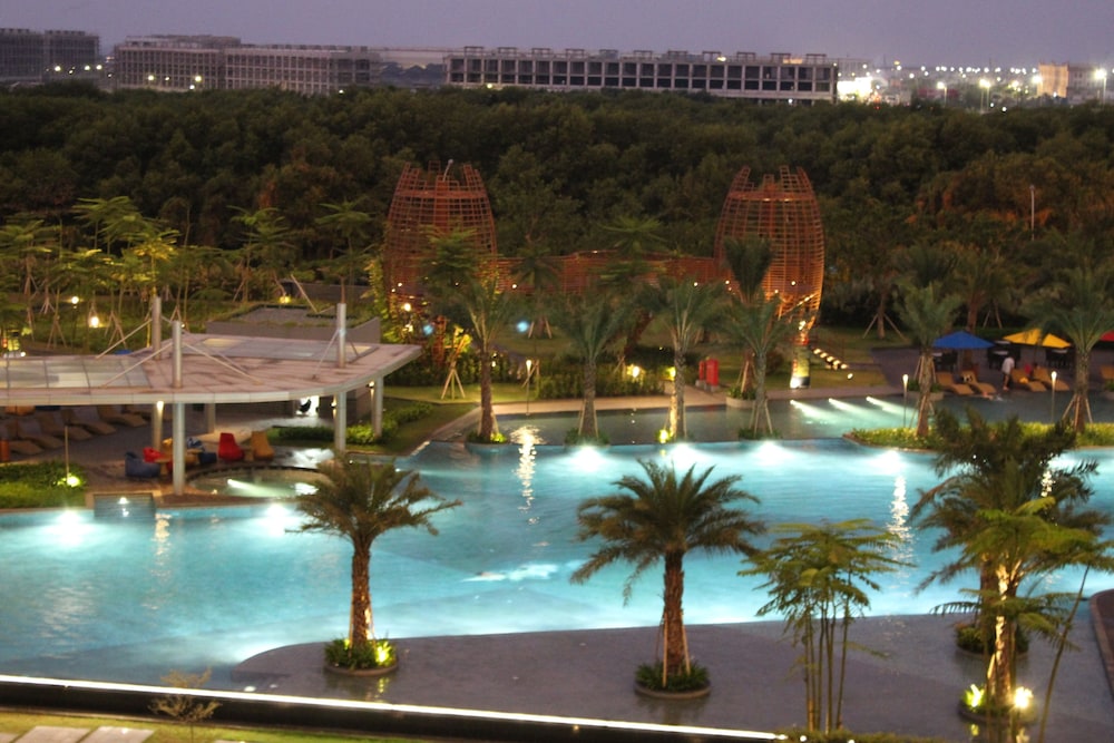 Gold Coast Pik Bahama Sea View Apartments