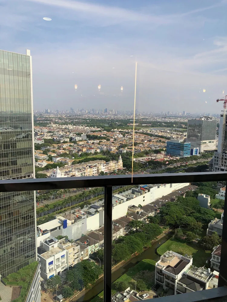 Gold Coast PIK Sea View Apartments by LongeSuites