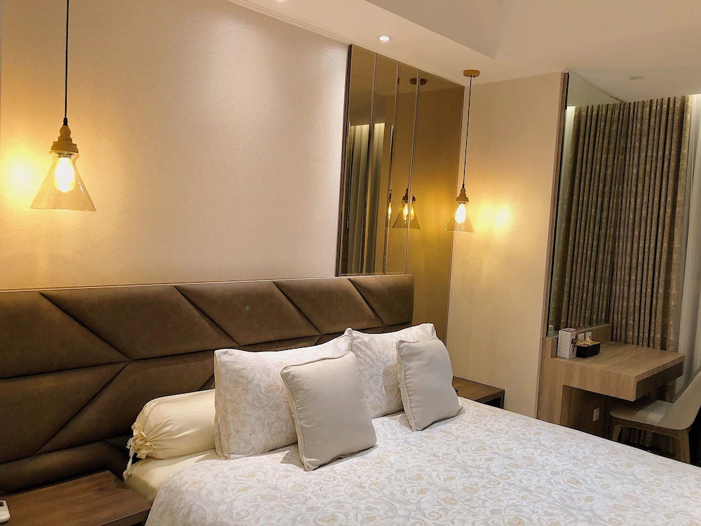 Gold Coast PIK Sea View Apartments by LongeSuites