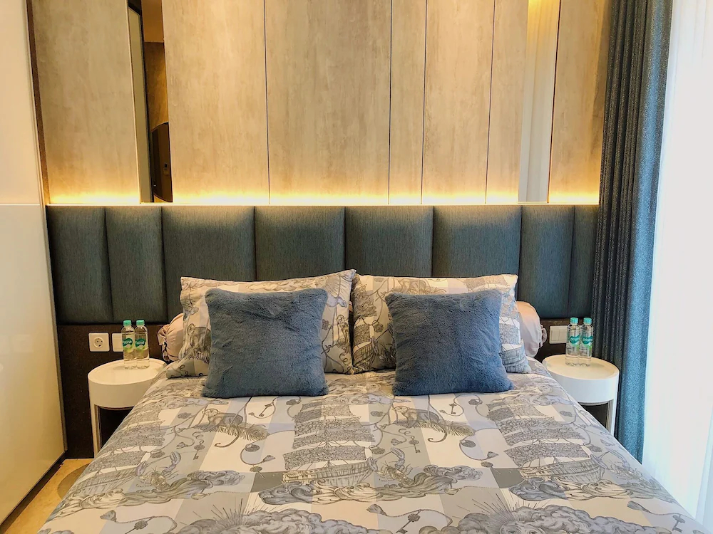 Gold Coast PIK Sea View Apartments by LongeSuites