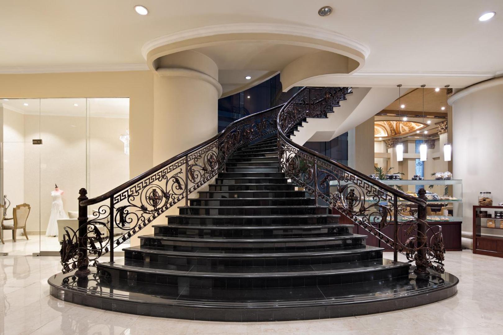 Golden Boutique Hotel Angkasa