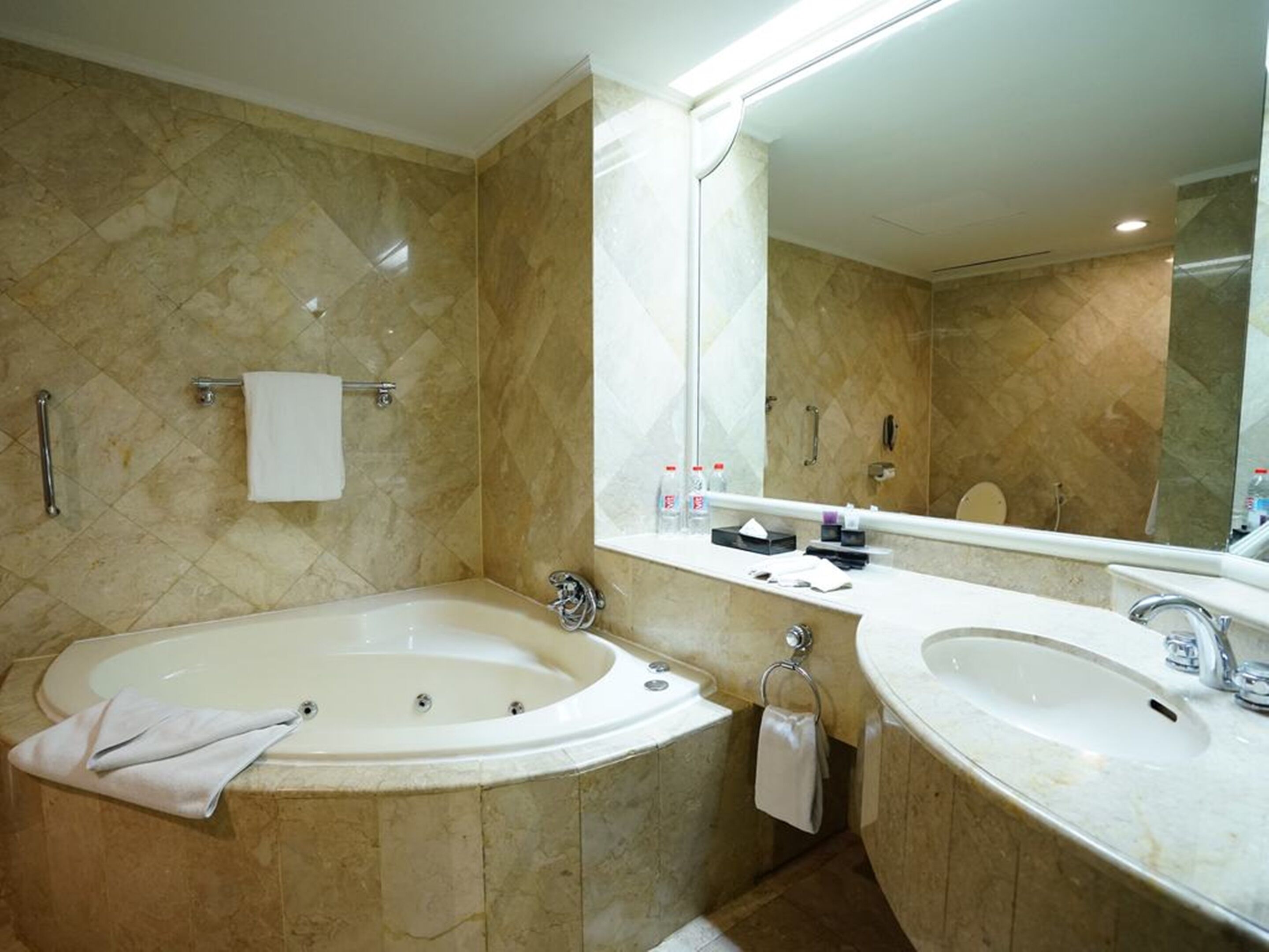 Golden Boutique Hotel Angkasa