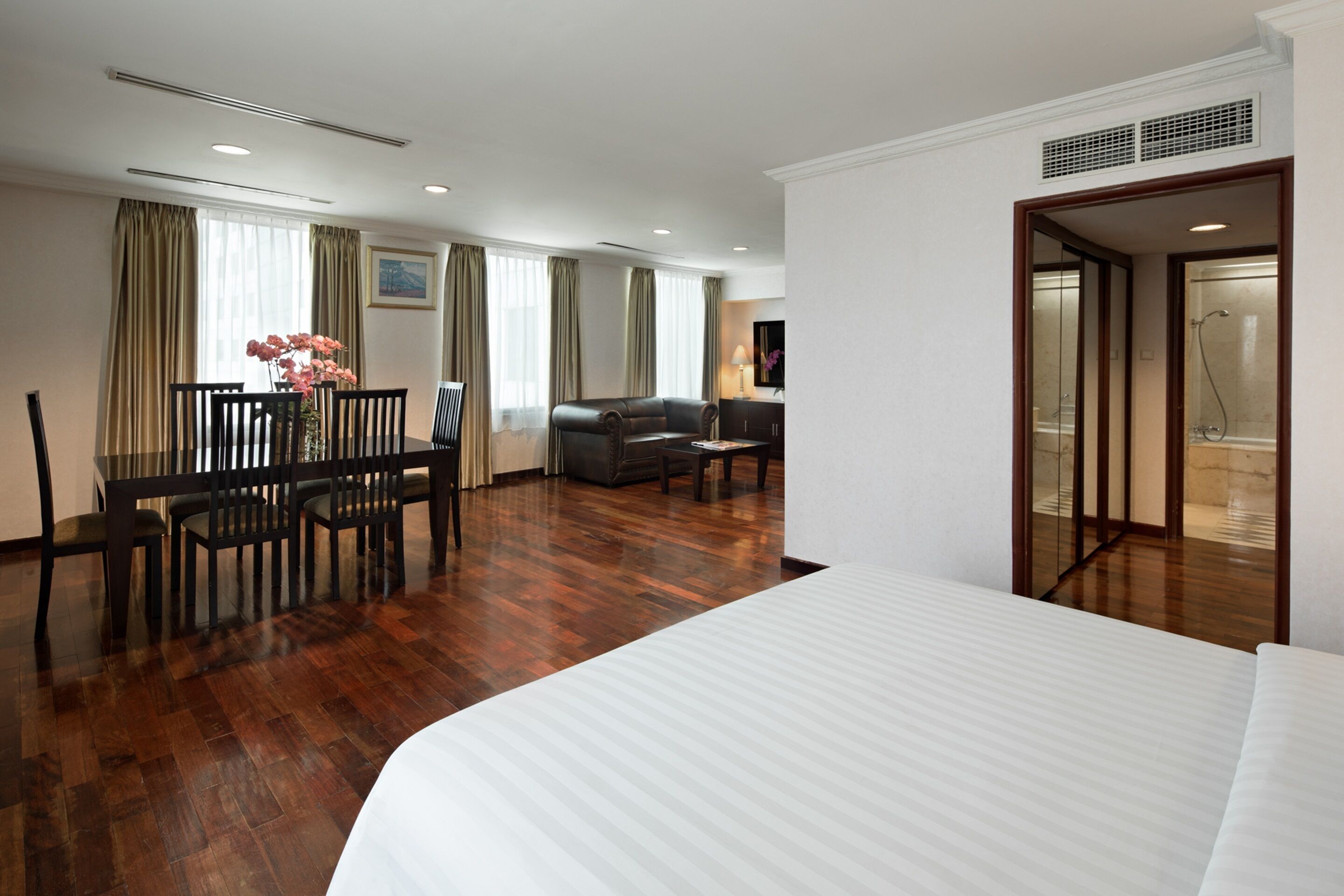 Golden Boutique Hotel Angkasa