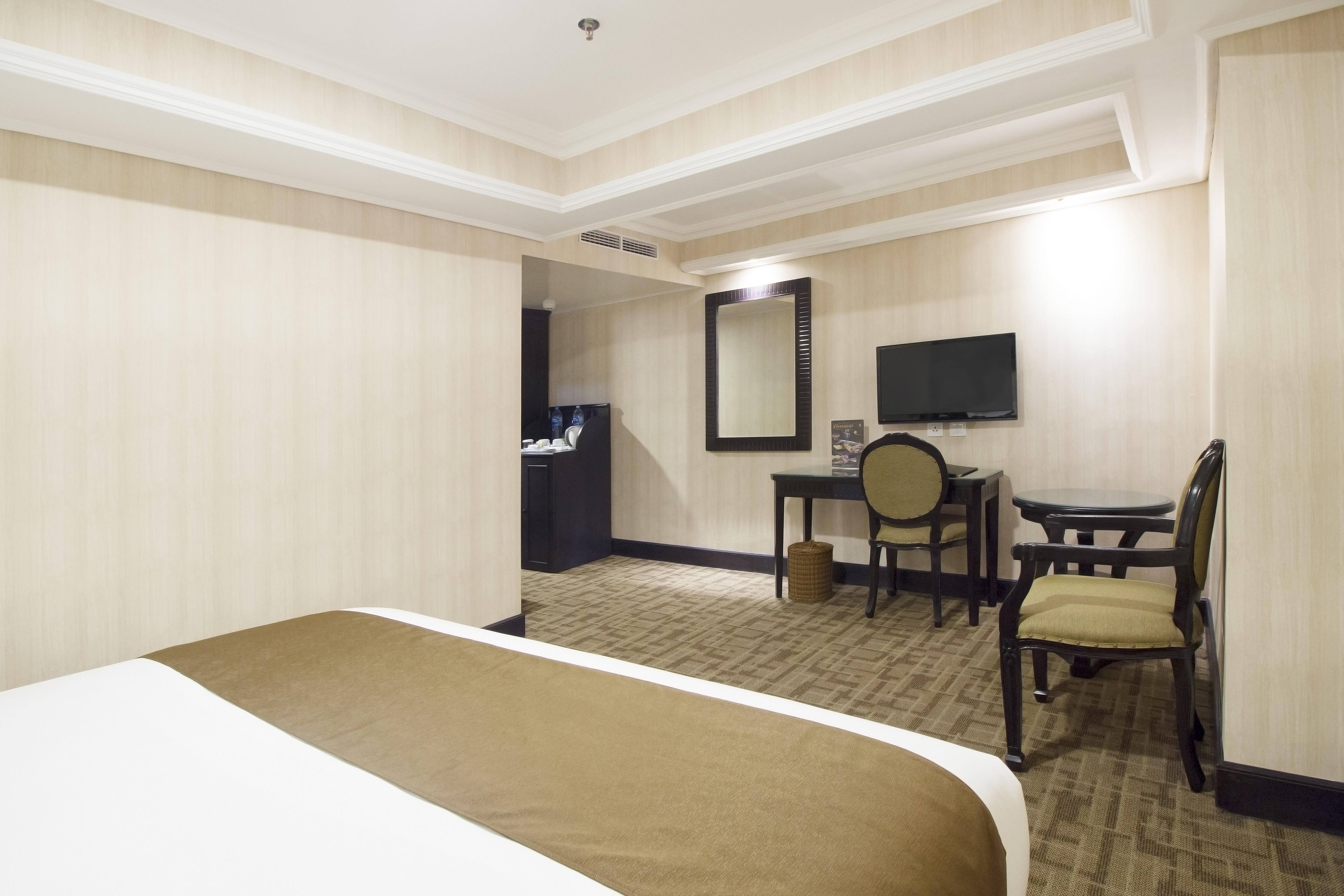 Golden Boutique Melawai