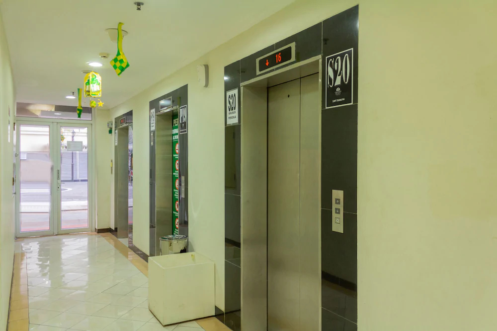 Grand Palace Kemayoran by OYO Rooms