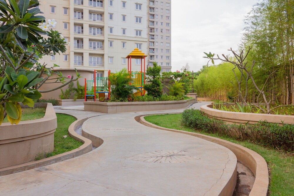 Grand Palace Kemayoran by OYO Rooms