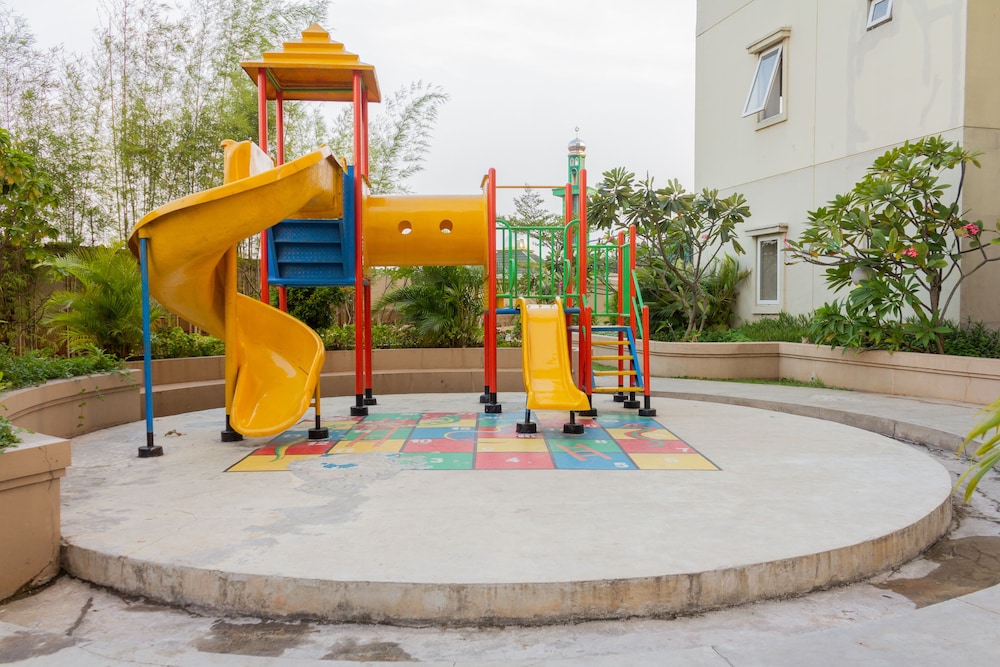 Grand Palace Kemayoran by OYO Rooms