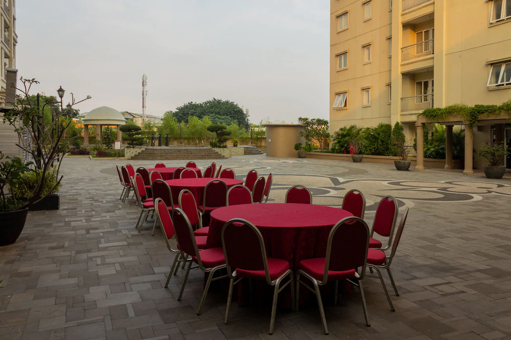 Grand Palace Kemayoran by OYO Rooms