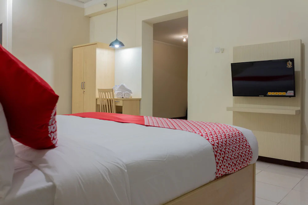 Grand Palace Kemayoran by OYO Rooms