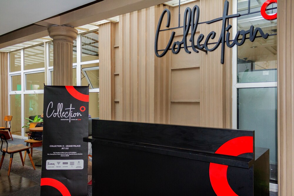 Grand Palace Kemayoran by OYO Rooms