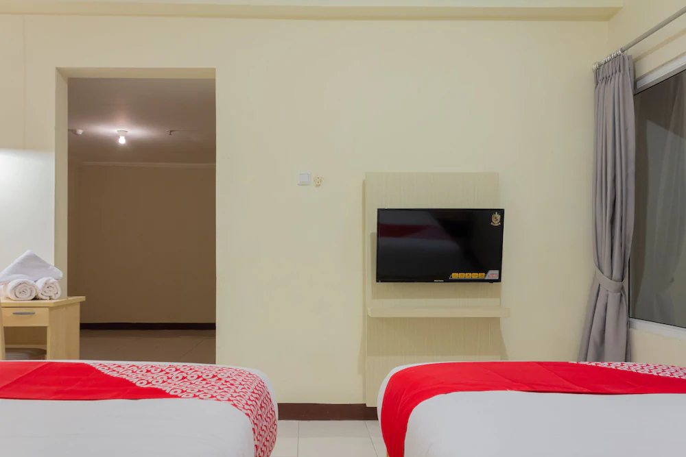 Grand Palace Kemayoran by OYO Rooms