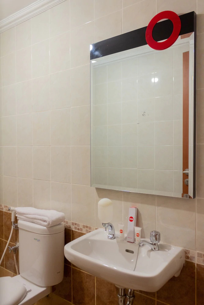 Grand Palace Kemayoran by OYO Rooms