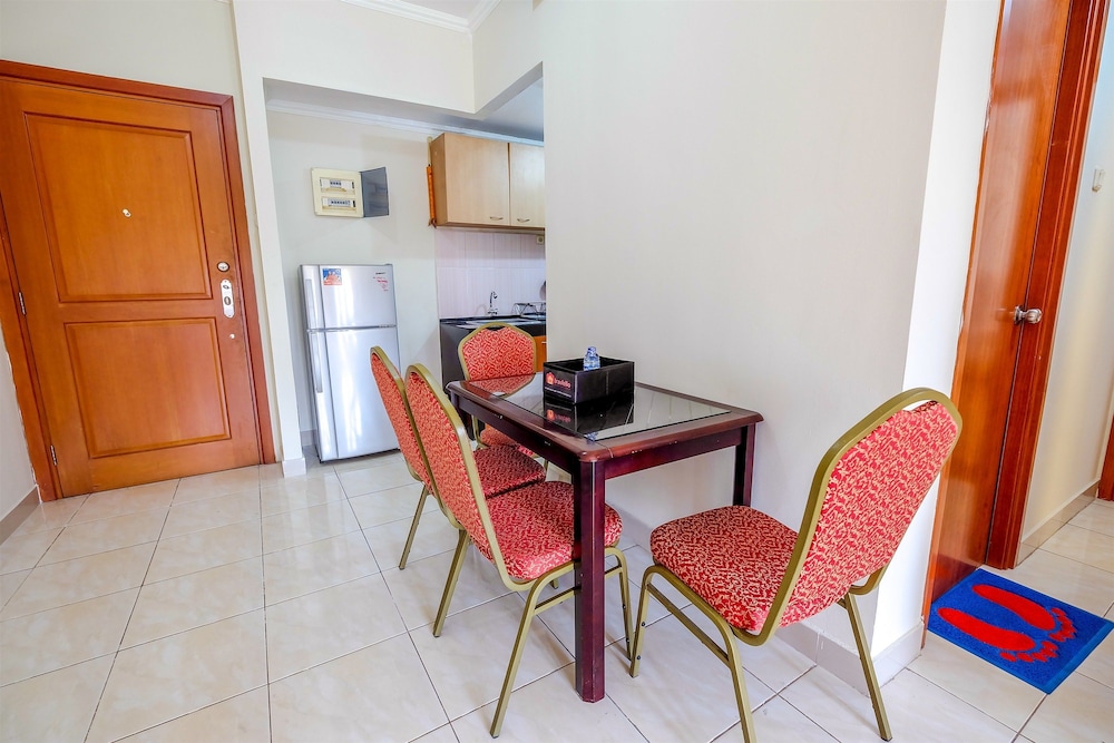 Grand Palace Kemayoran by Travelio