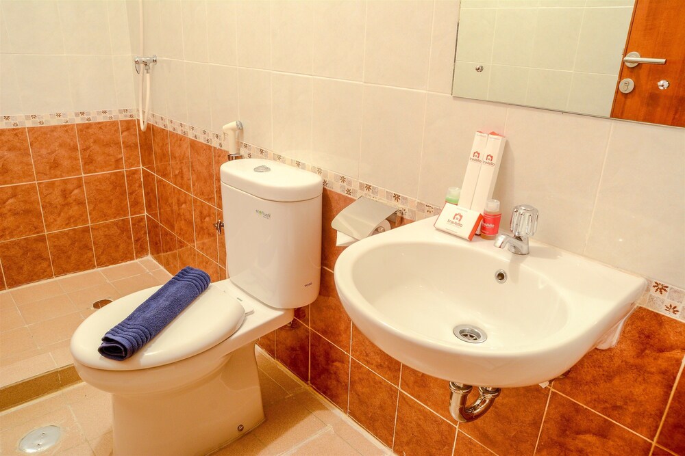 Grand Palace Kemayoran by Travelio