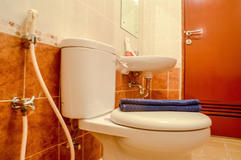 Grand Palace Kemayoran by Travelio