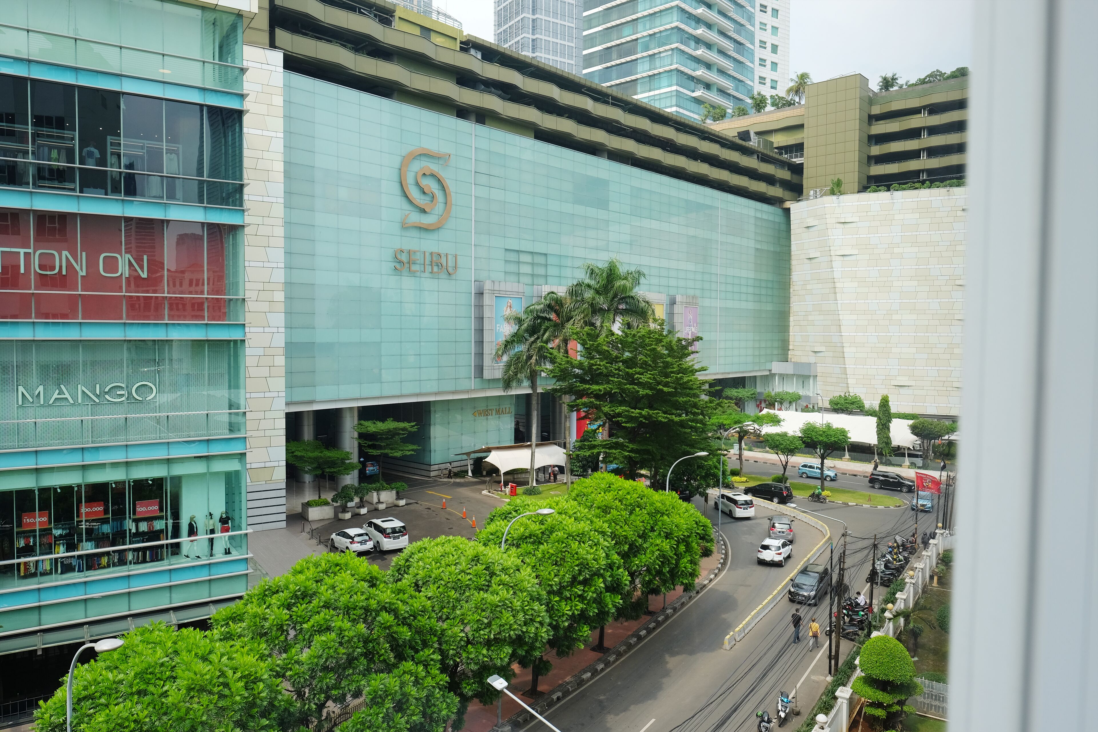 Grand Thamrin Hotel