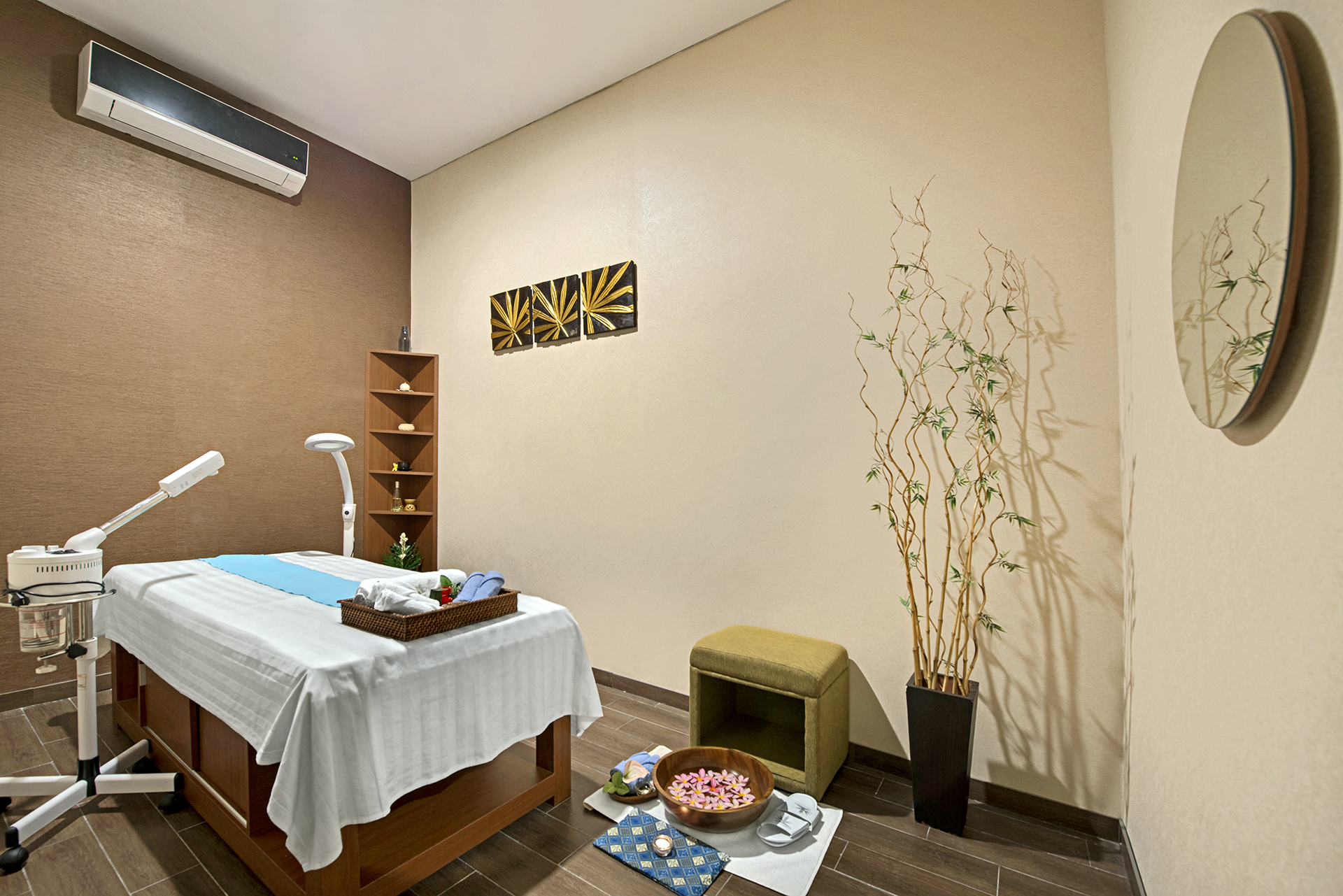 Grand Whiz Poins Square Simatupang Jakarta