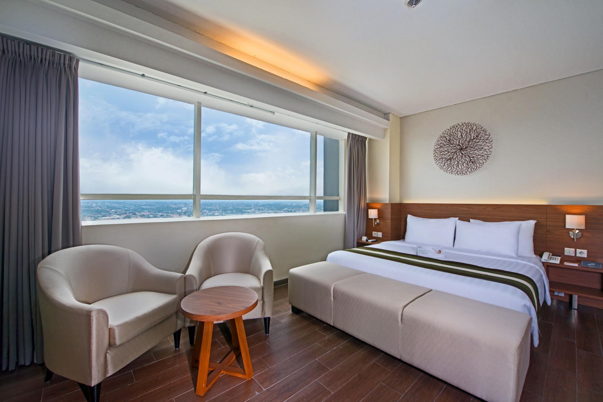 Grand Whiz Poins Square Simatupang Jakarta