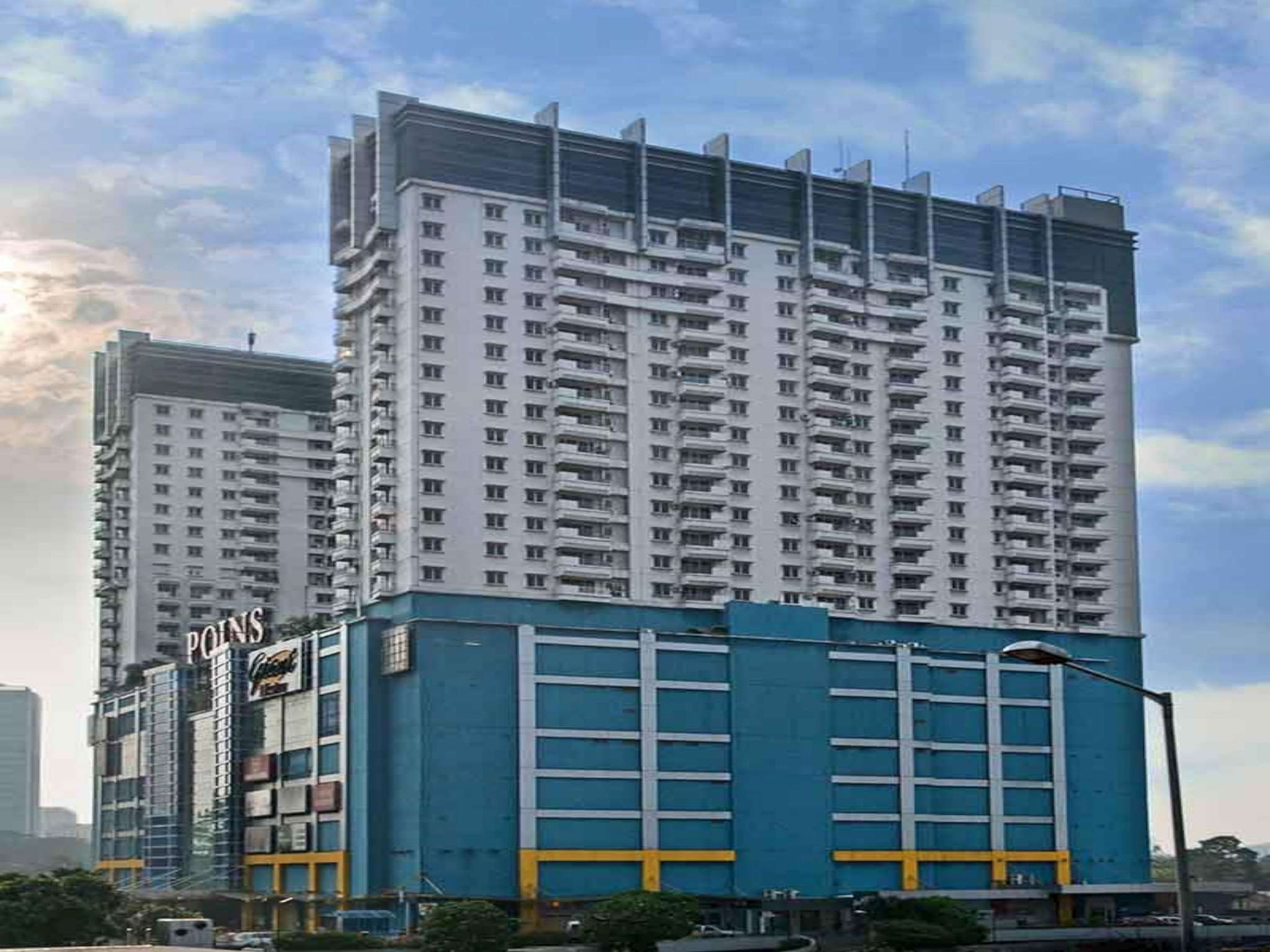 Grand Whiz Poins Square Simatupang Jakarta