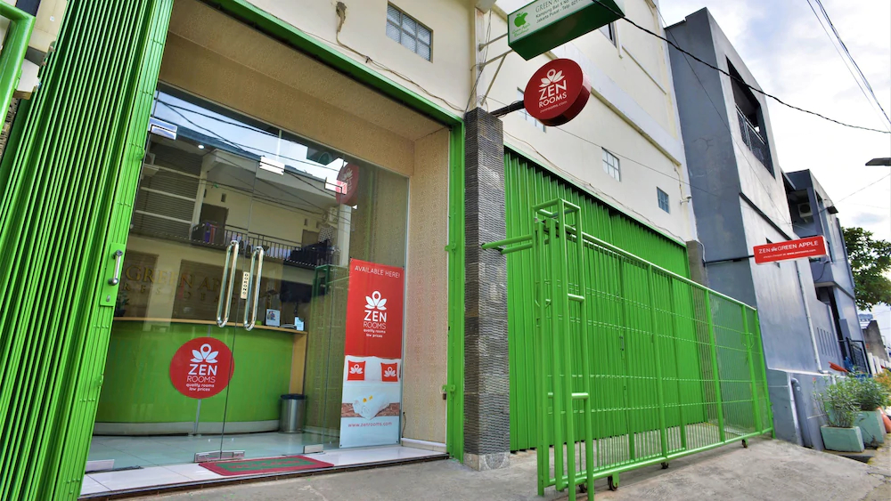 Green Apple Residence by ZEN Rooms