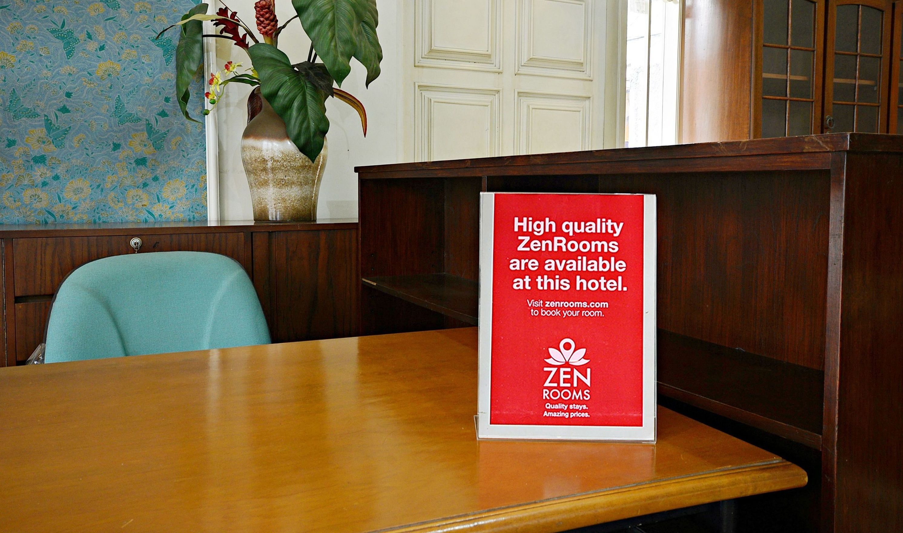 ZEN Rooms Mampang Prapatan Syariah